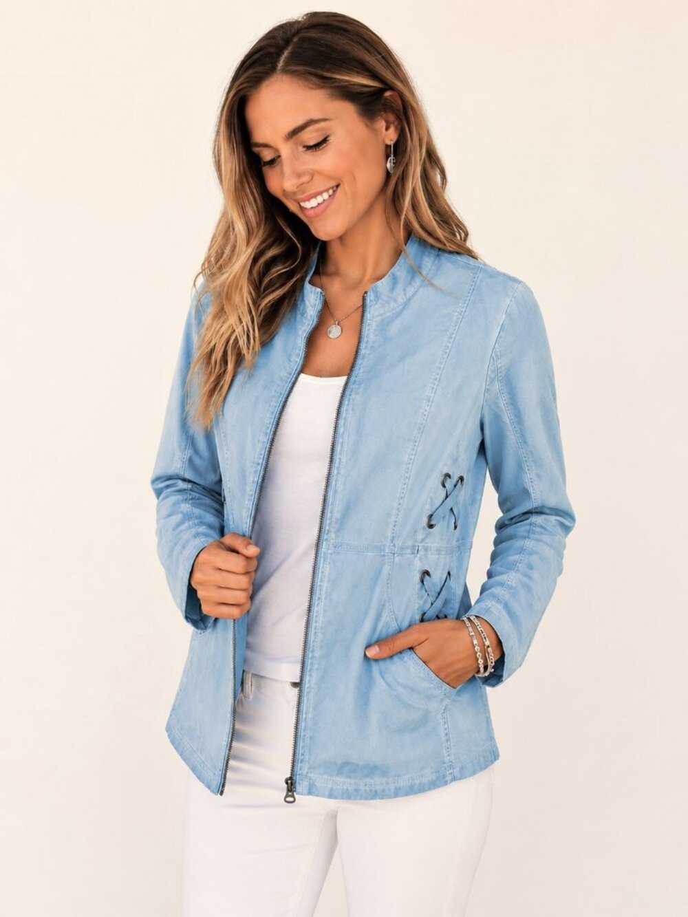Chico's Zenergy Allure Blue Garment Died Full Zip Jacket Womens Size 4, Small